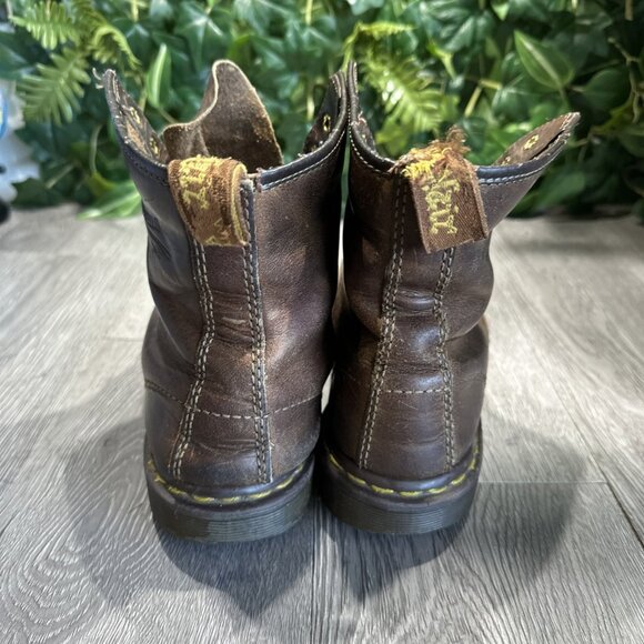 Vintage Dr. Martens 1460 8 Eye Lace Up Boots Men\'s Size 8 Uk 9 US  Brown England